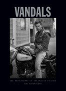 Cover-Bild zum Titel 'Vandals: The Photography of the Bikeriders' von 'Insight Editions'