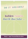 Zahlen rieseln durch das Jahr ... (Wandkalender 2025 DIN A2 hoch), CALVENDO Monatskalender - ROTH-Design Bettina Roth