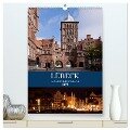 Lübeck - Hanseschönheit in Insellage (hochwertiger Premium Wandkalender 2024 DIN A2 hoch), Kunstdruck in Hochglanz - U. Boettcher