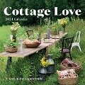 Cover-Bild zum Titel 'Cottage Love Wall Calendar 2024' von 'Workman Calendars'